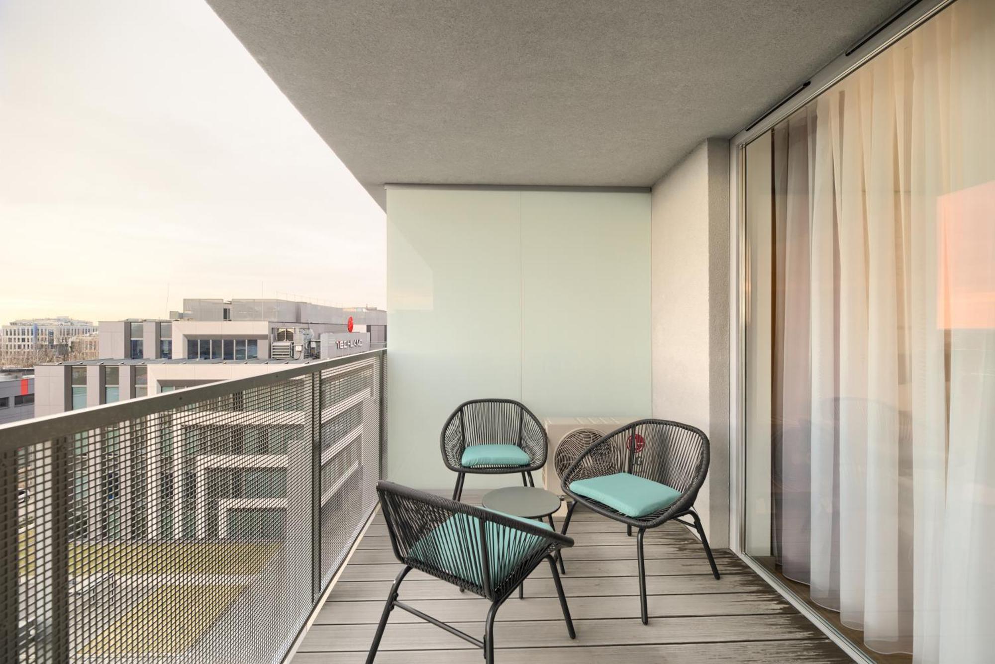 Aboutartapartments - Otynska 4 Wroclaw Bagian luar foto